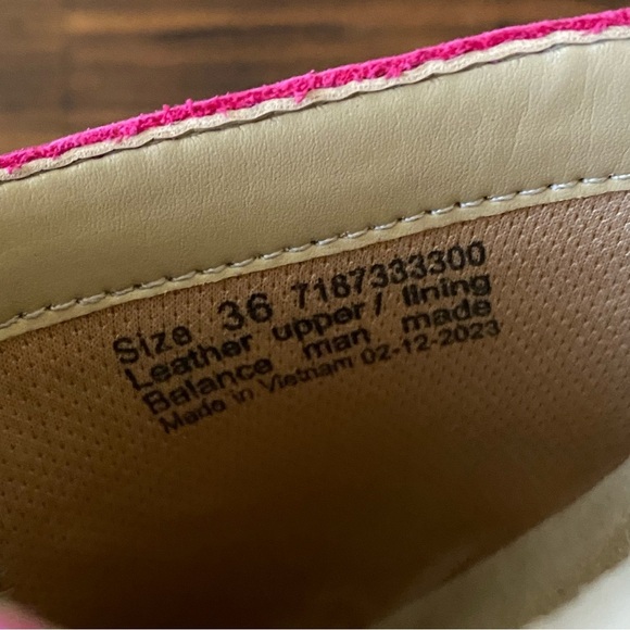 Dansko Ravyn Peep Toe Sandals Fuchsia Milled Nubuck Womens Size EU36 /US 6-6.5 - Picture 11 of 12